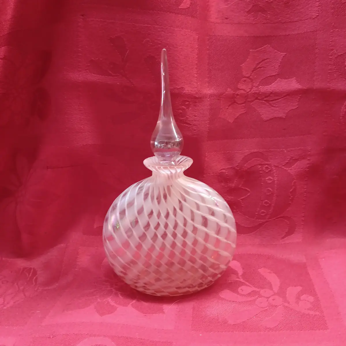 Glass Bottle - Pink Perfume Bottle With Stopper 1