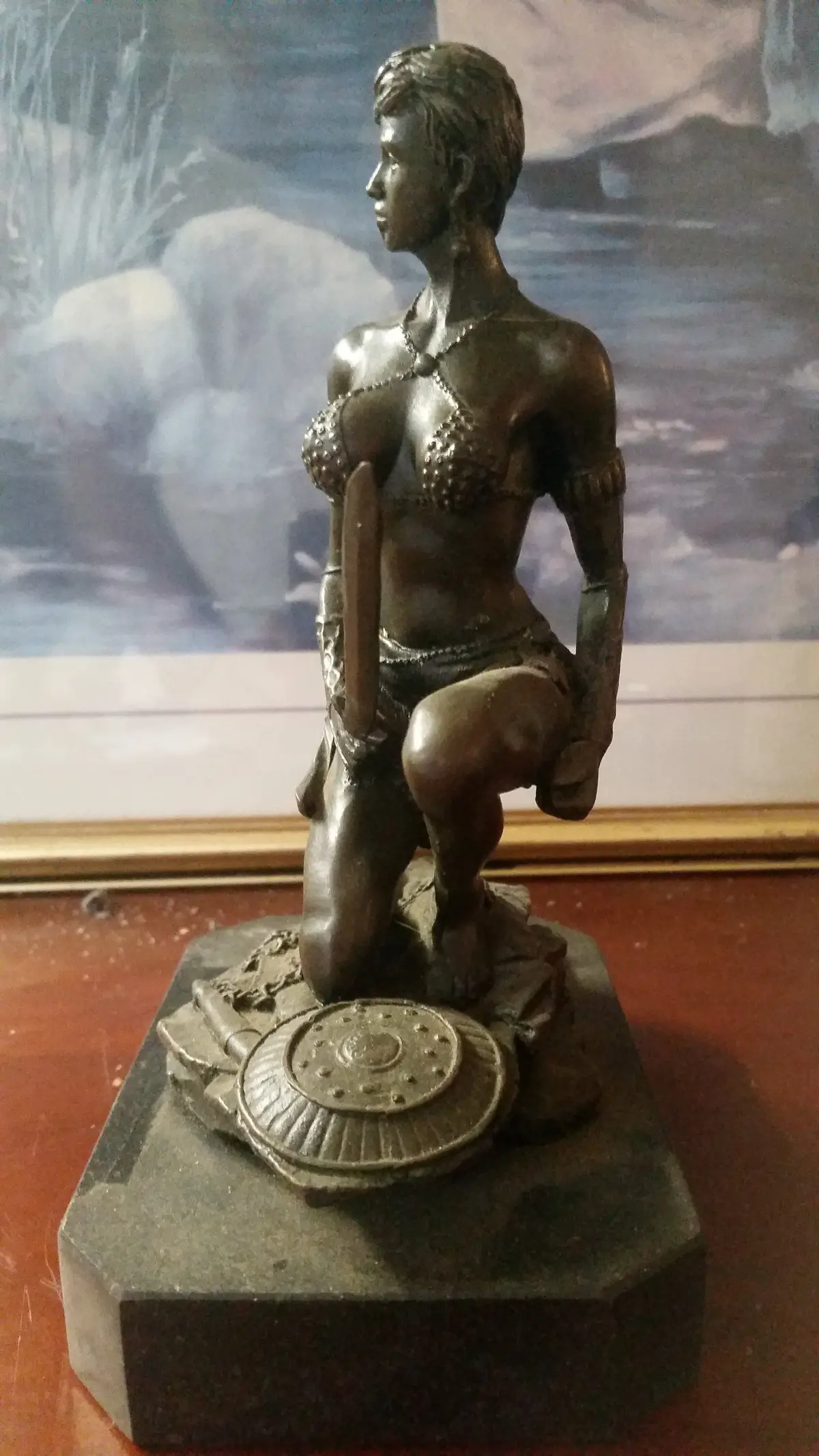 Bronze Figurine - Kneeling Female Warrior On Marble 1