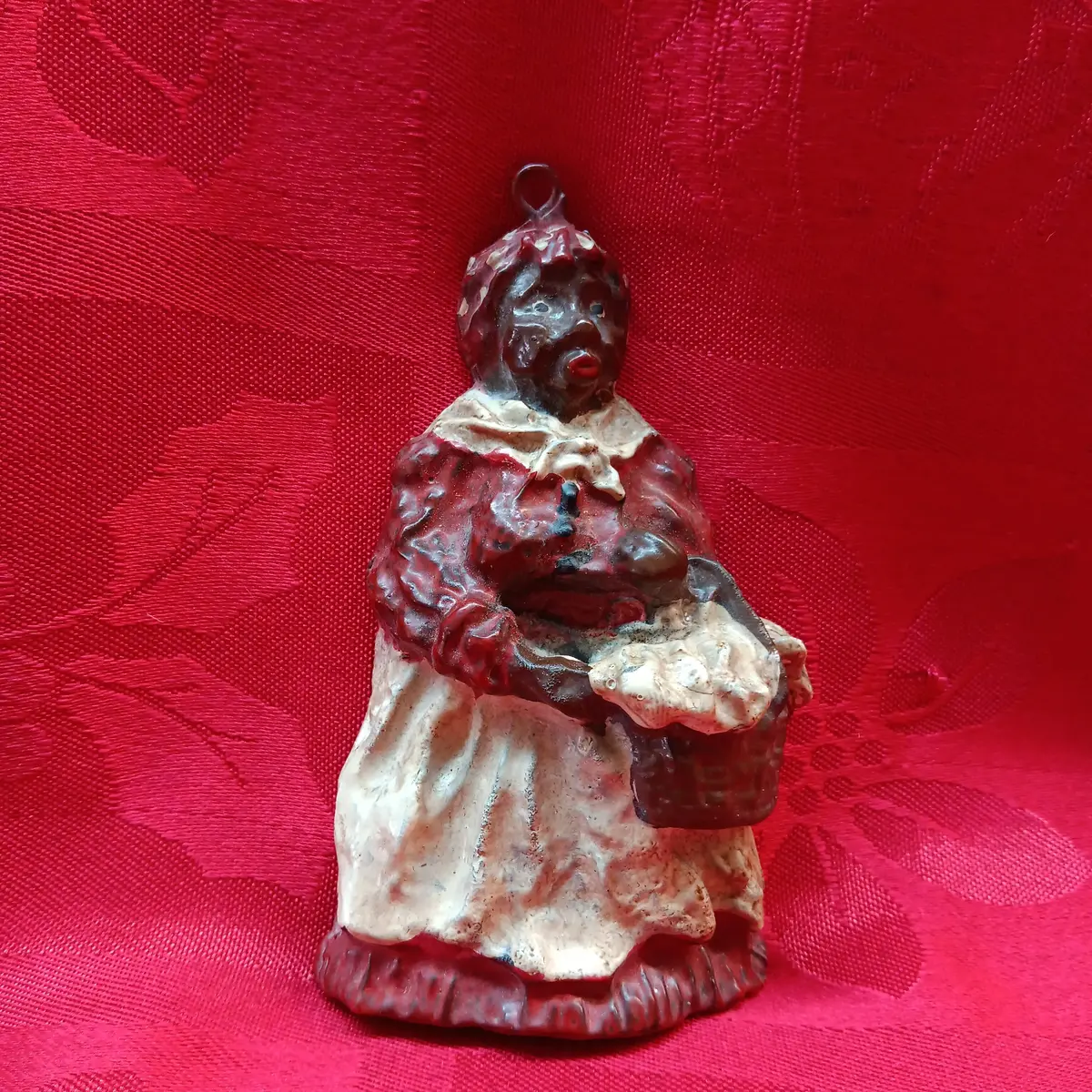 Lead Black Americana Large Mammy 1