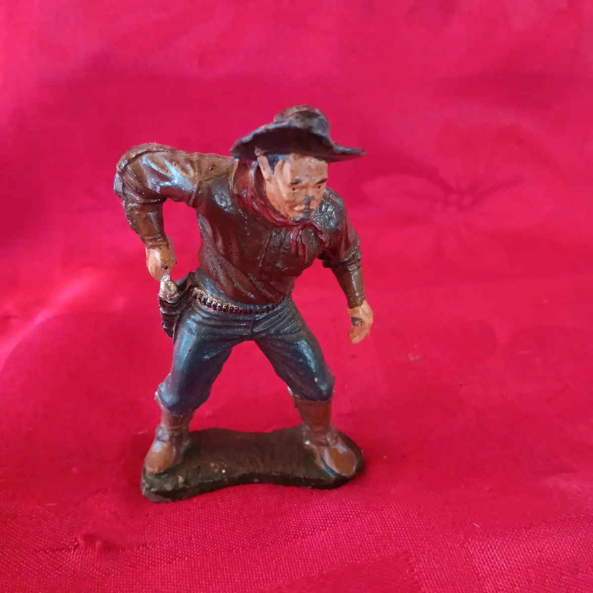 Lead Cowboy With Holster 1