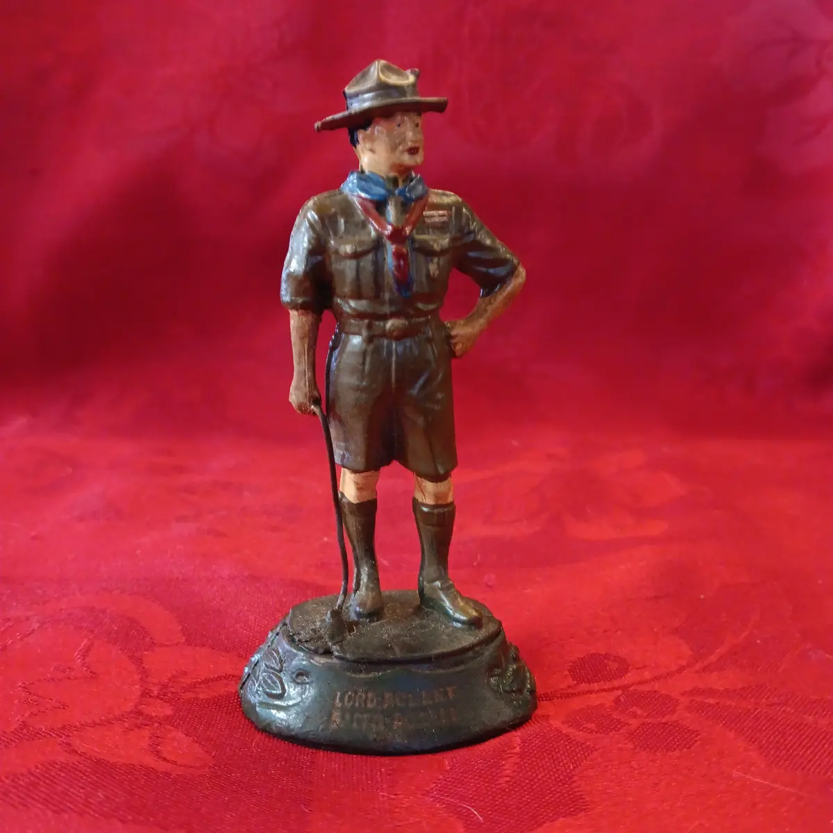 Lead Lord Robert Baden-Powell With Whip 1