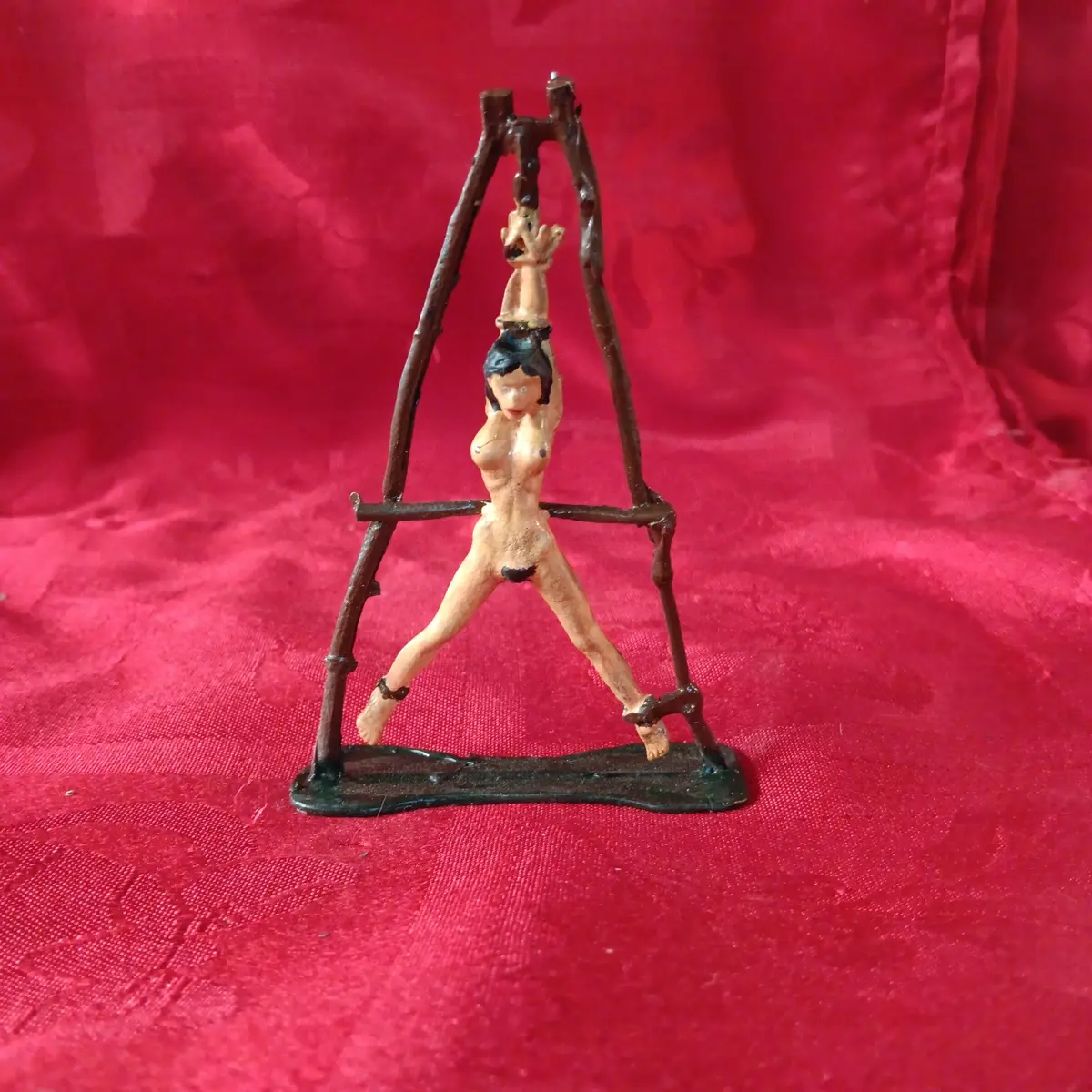 Lead Erotic Naked Woman Tied Up - Black Hair 1