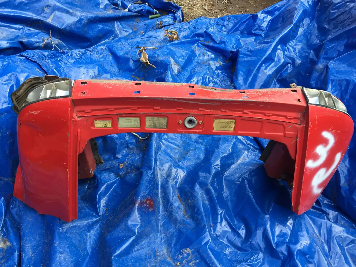 911 Rear Latch Panel Clip Short Red 1986 - 1