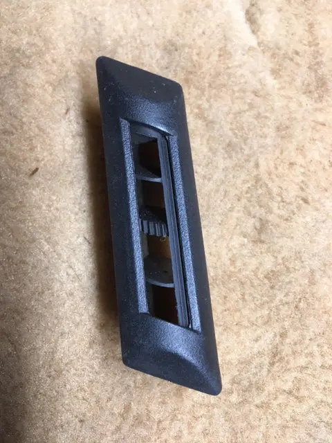 911 Dash Vent Side Right Passenger With Slotted Hole Retainer Ask About Discount Shipping 1