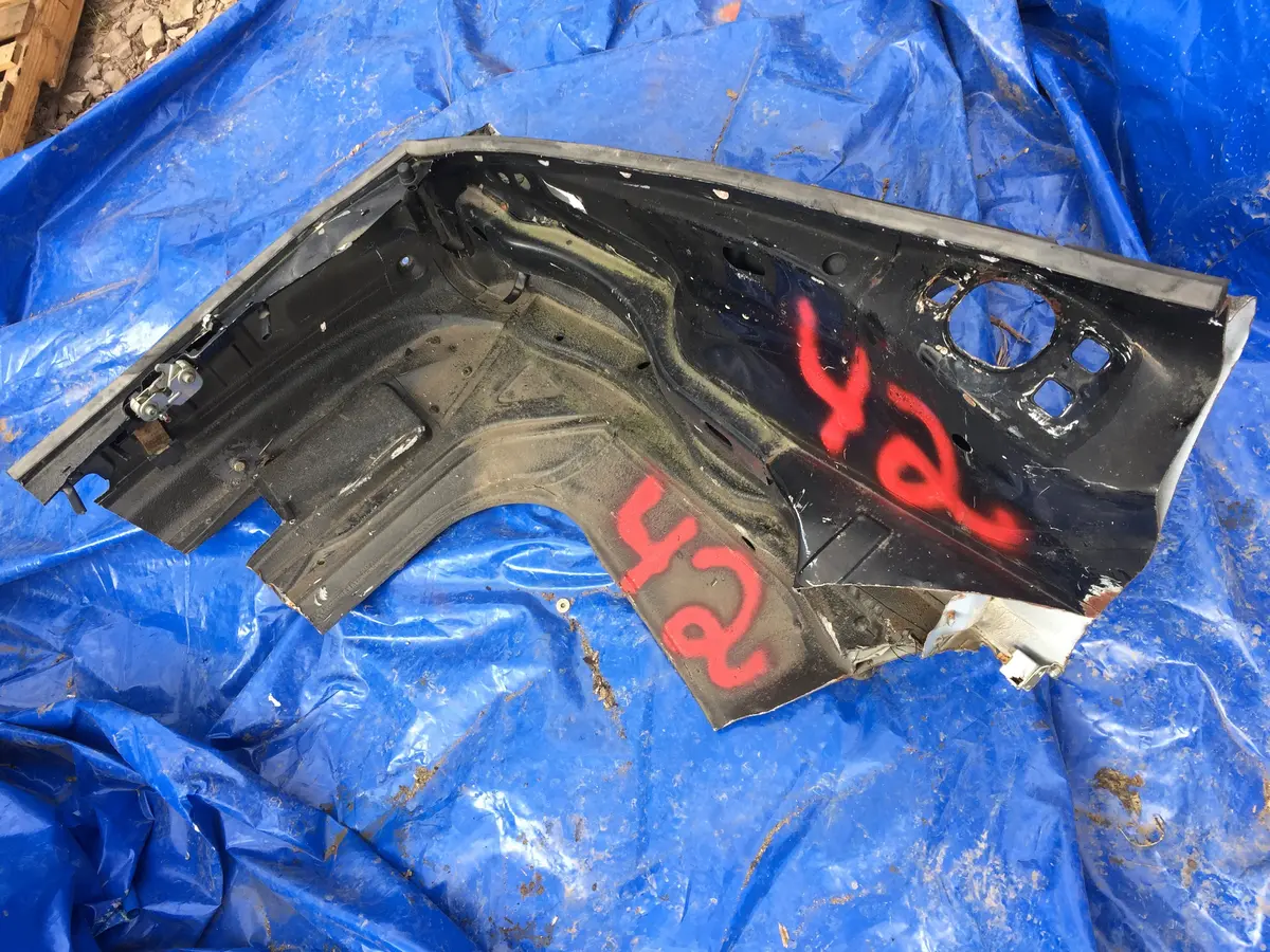 911 Front Apron Right Wheelhouse Body Cut Passenger With Partial Front Latch Panel 1985 - 1