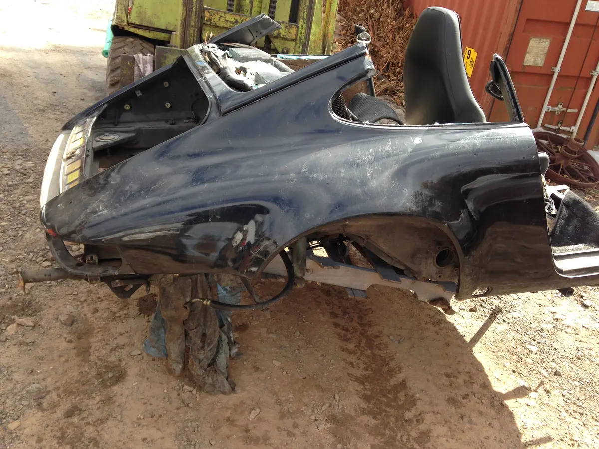 911 Body Cut Right Rear Clip Euro 1984 Coupe Black Damaged Driver Door Jamb Not As Pictured Ask For Newer Photos 1