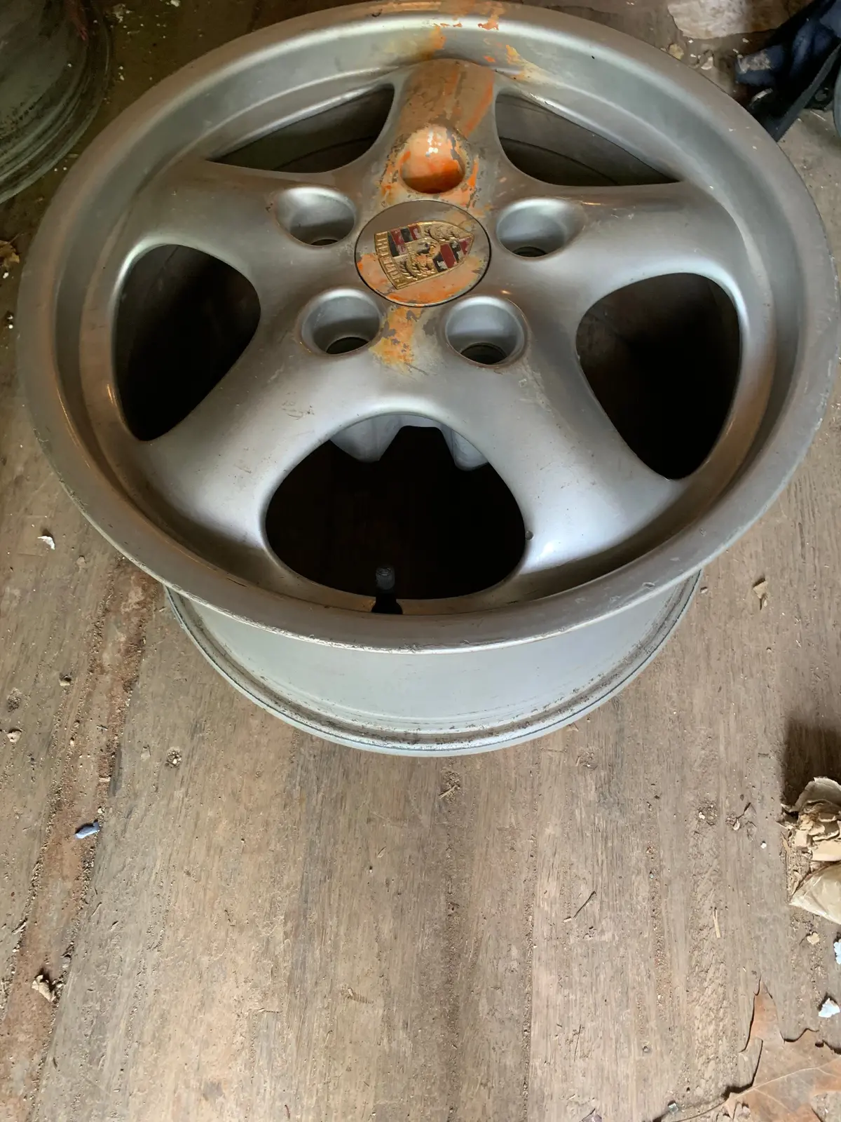993 Cup Wheel 9Jx17h2 Italy Et 15 Needs Refinishing - 1
