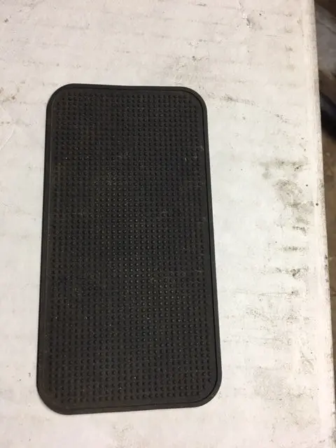 993 Console Pad Rubber Mat - 993.552.091.00 1