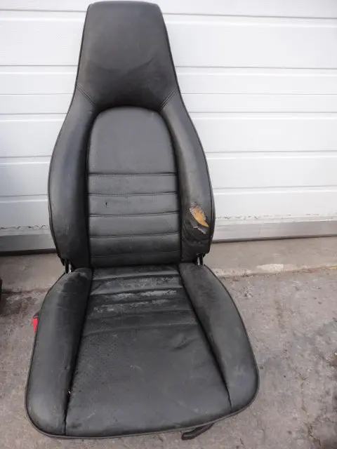 911 Seat Left Black Core - 1