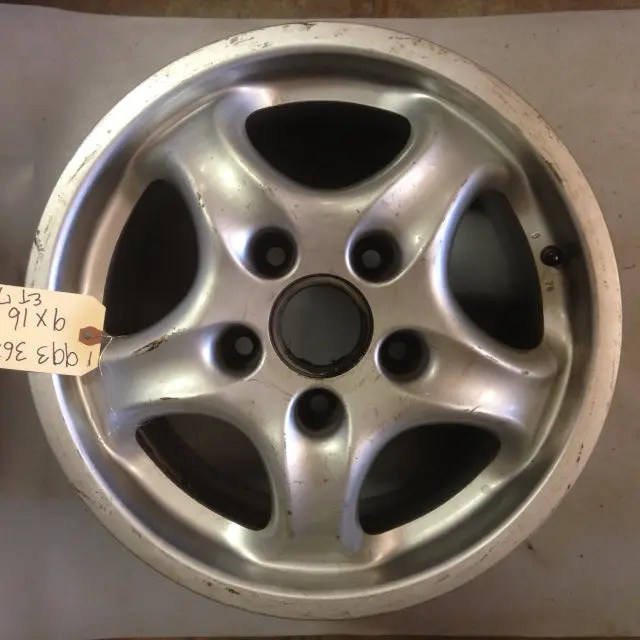 993 Wheel D93 9X16  Et70  Silver Metallic Cup - 993.362.118.01 1