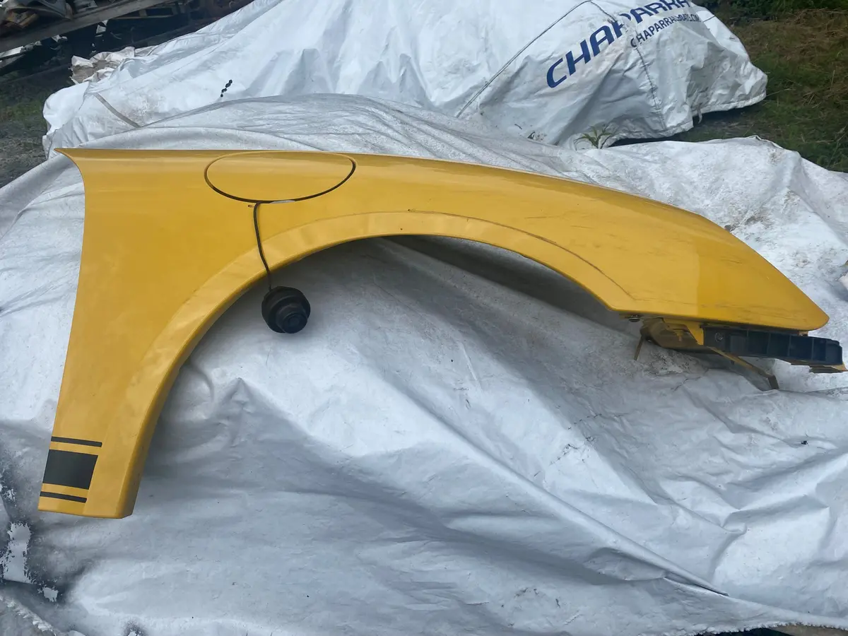 Cayman Fender Right Passenger Yellow 2006 Oversize Additional Shipping Applies - 987-503-032-03-Grv 1