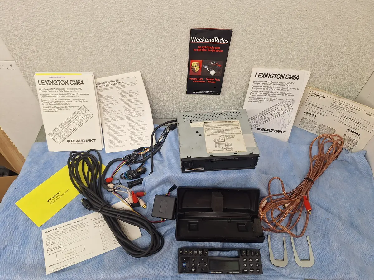 Blaupunkt Lexington Radio Full Set With Cm84 With Detachable 10 Disc Changer / Owners Manuals / Detachable Faceplate / Faceplate Case / Wiring And Hardware 1