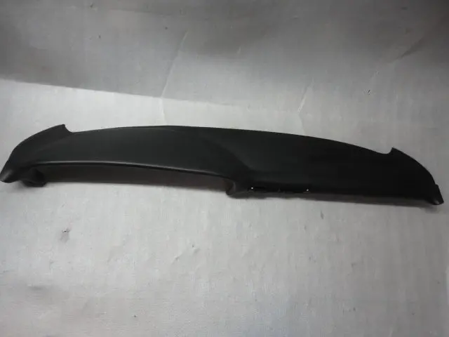911 Dashboard Top Pad Coupe 1987-89 Leatherette Black With Center Air Nozzle Dots 964.572.051.00 - 911.552.025.42 1
