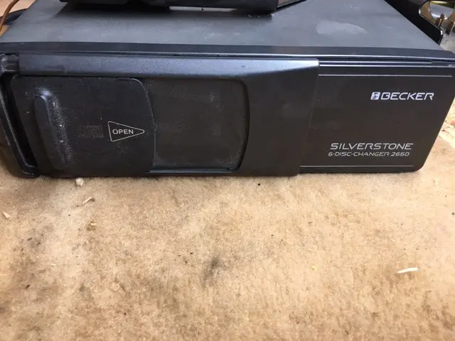 Becker Silverstone 6 Disc Cd Changer 2660 1