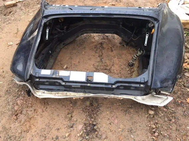 993 Cabriolet Rear Clip Short Body Cut With Deck And Bulkhead Some Damage On Tail Light Lips - 1