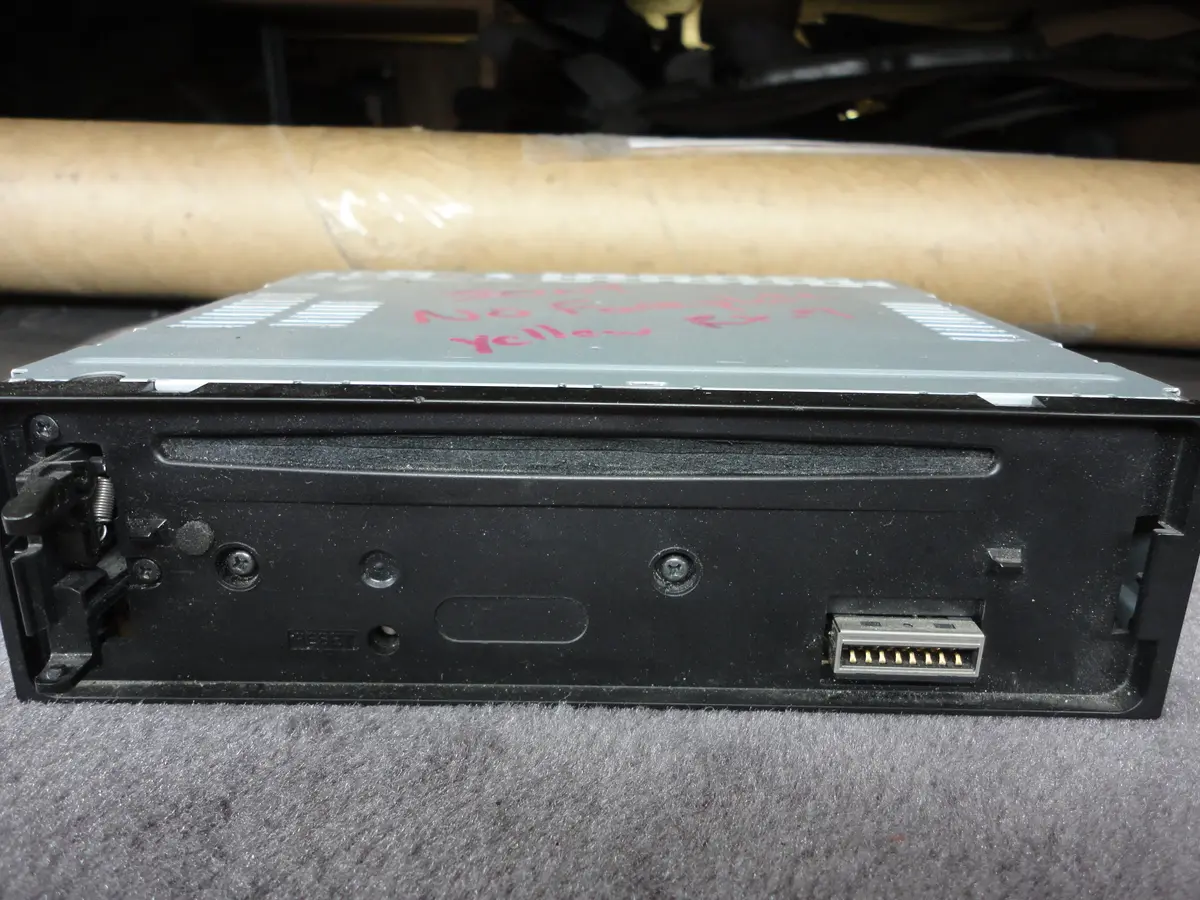 Sony Fm/Am/Cd Receiver Cdx-Gt330  No Face Plate 1