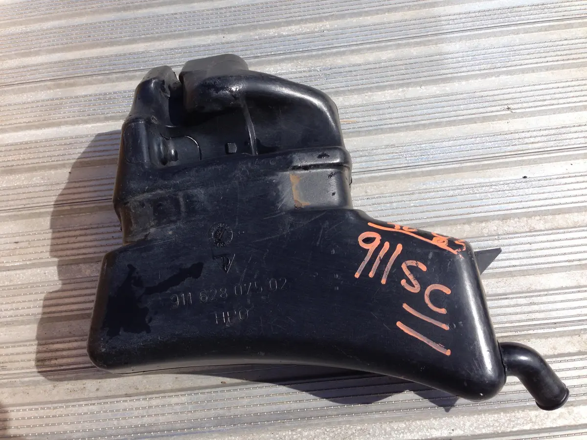 911 Sc Windshield Wiper Washer Reservoir Tank Without Opening For Pump 1
