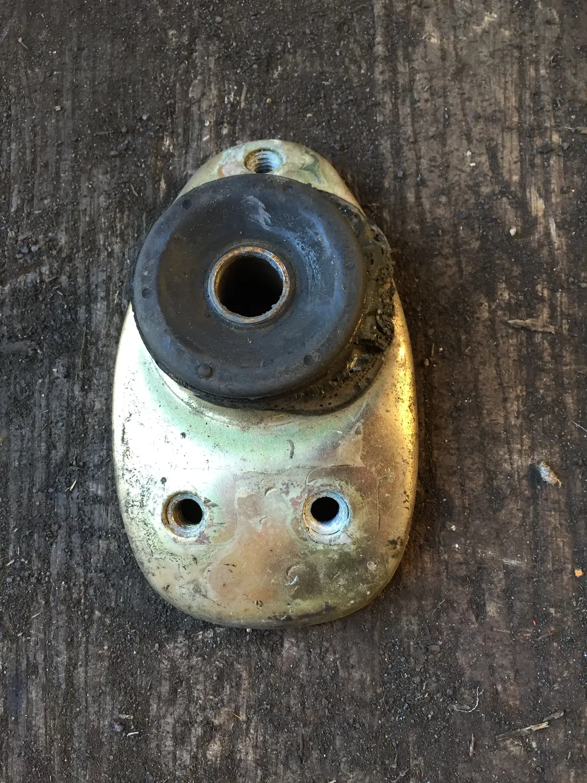 Front Upper Strut Mount 911 Used, Inspected For Good Rubber - 911.341.018.00 1