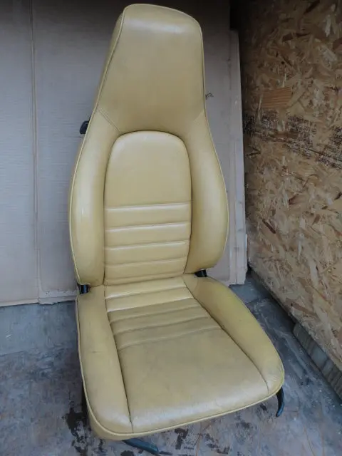 Boxster Seat Right Manual Light Tan - 1