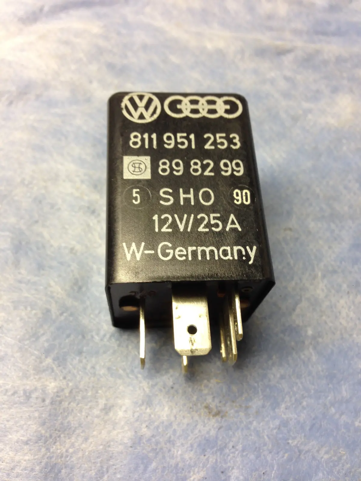 911 Oil Cooler And Air Conditioning Blower Relay 811951253 12V/25A Ask About Discount Shipping! 1