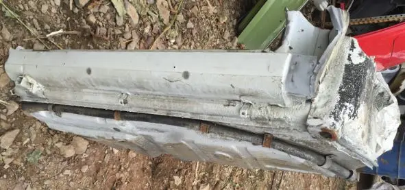 911 Rocker Panel Passenger Right Body Cut White 1987 - 1
