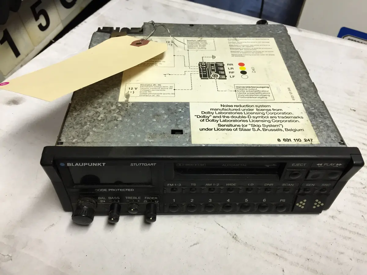 Blaupunkt Stuttgart Radio With Cassette Player Has All Knobs 1
