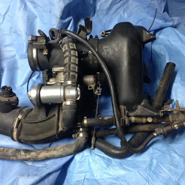 993 Fuel Injection Intake, Throttle Body, Throttle Position Switch, Air Control Valve, Cross Over Hoses 1