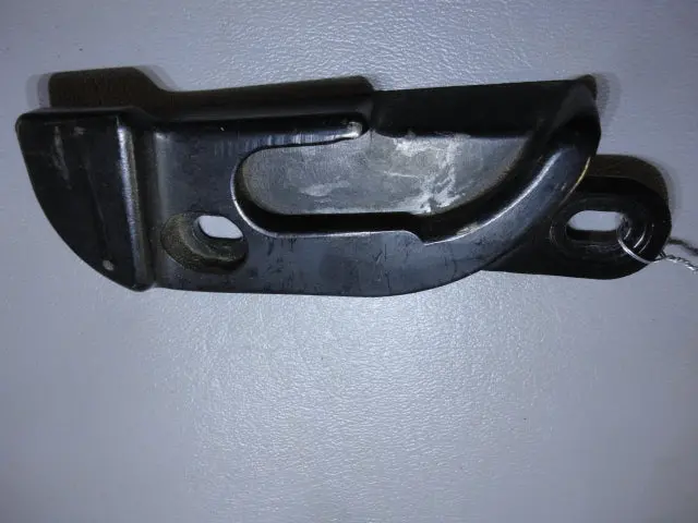 911 964 Convertible Latch Guide Roller Style Electric Locking Black Left Driver  Cabrio 1984-94 - 911.561.739.03 1