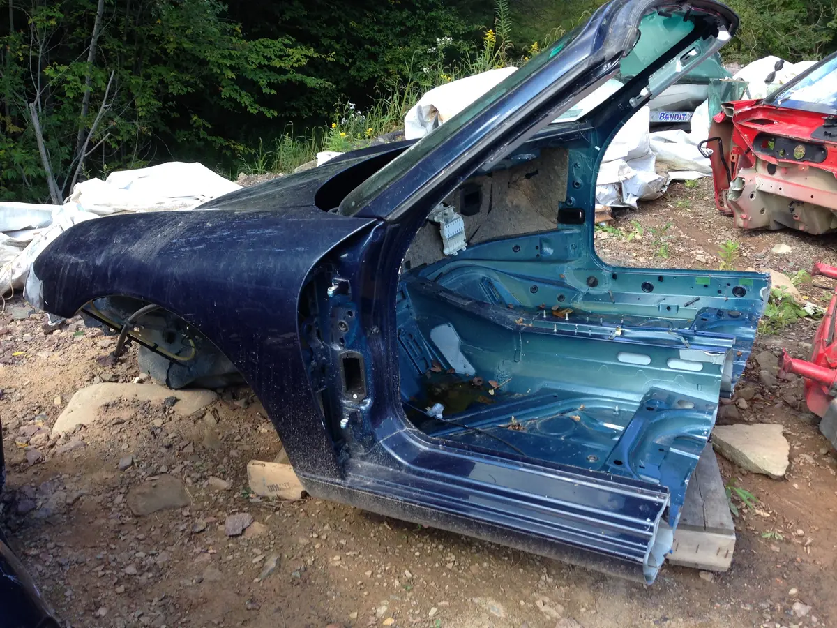 Boxster Front Clip Bare No Body Panels Blue 2000 - 1