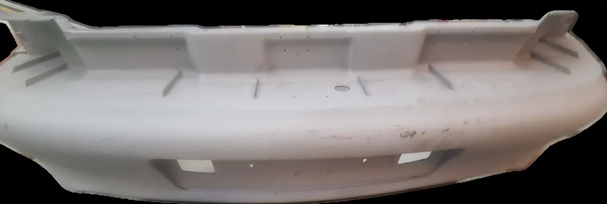 Porsche 993 Front Bumper Cover, Previously Repaired Oversized Shipping Applies
1995-1998 - 993.505.311.01 1