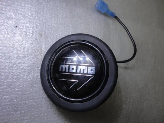 997 Steering Wheel Horn Button Momo Black With Silver Momo Crest 2007 Gt3 - 1