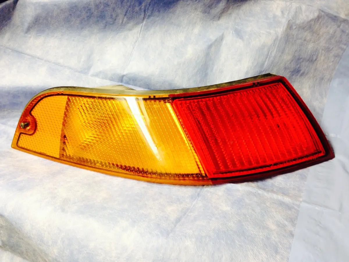 993 European Tail Light Left Driver Amber 1
