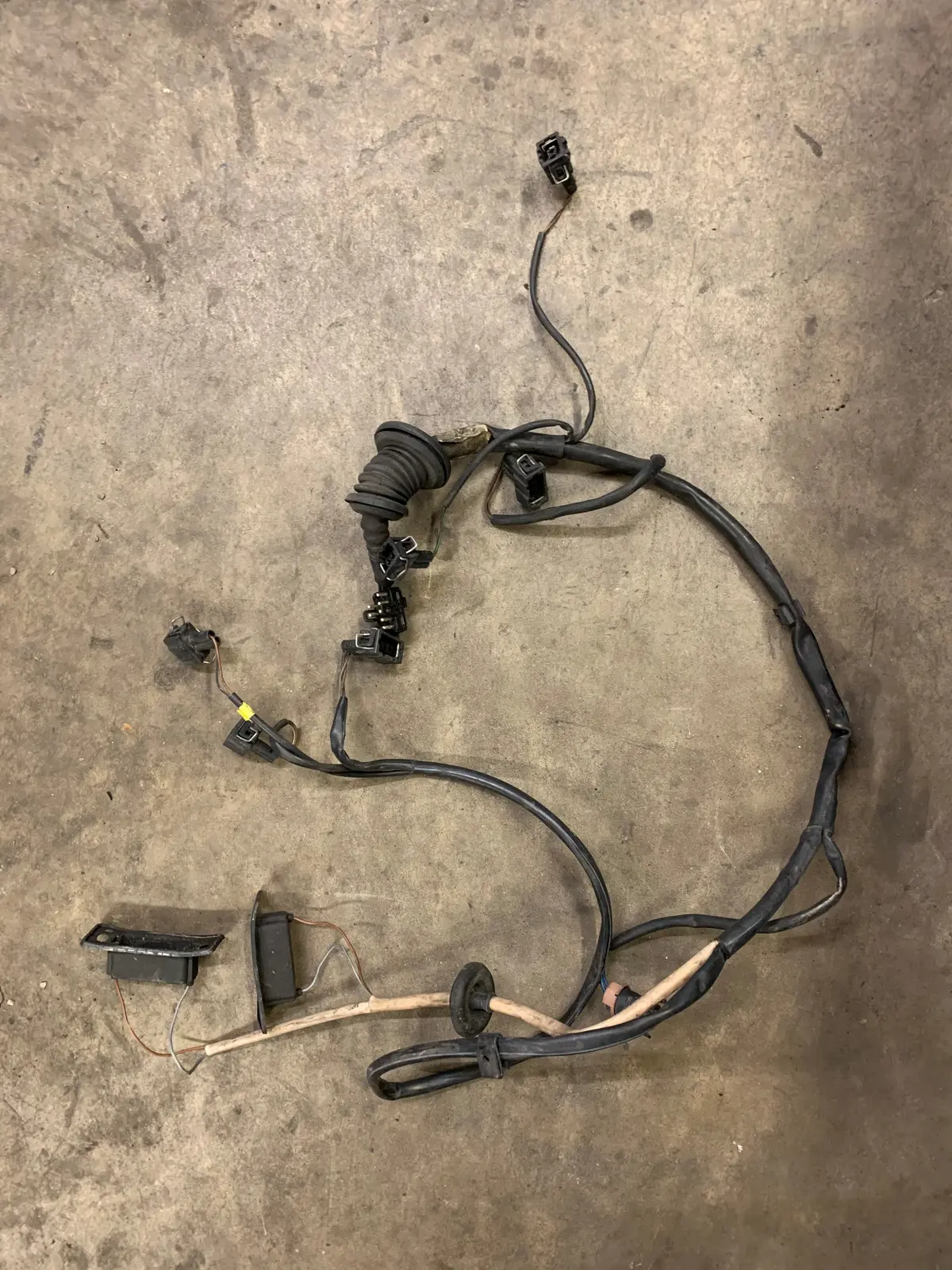 993 Wiring Harness Rear Tail Light And License Plate - 993.612.045.01 1