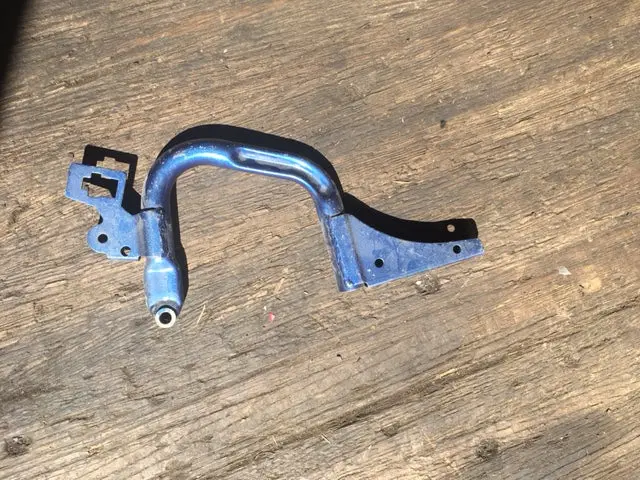 993 Rear Engine Lid Hinge 99351202300 Has Recess For Wiring Loom Bracket - 993.512.023.01 1