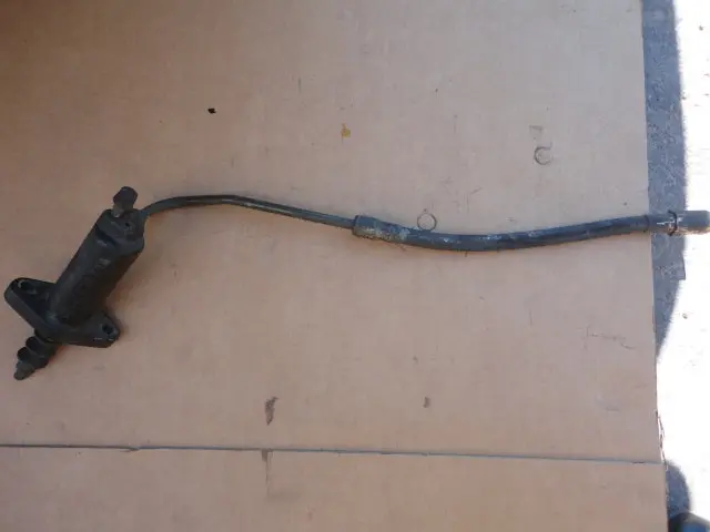 911 G50 Clutch Slave Operating Cylinder 1987-98 Line Not Included 1