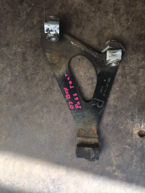 Boxster 2.7 Right Transmission Mount - 986.375.144.00 1