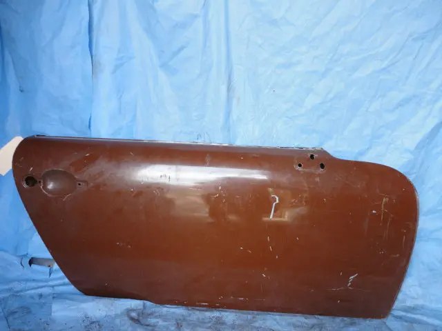 911 Door Shell Right Passenger Brown 1977, No Glass, No Mirror, No Wiring,  Window Regulator Inside Door Round Access Hole Era 1