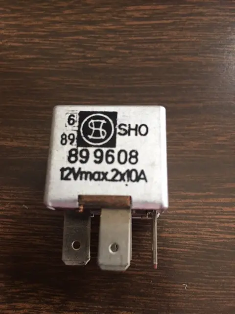 Porsche Lamda Relay #26 Fuel System Power Supply Vw 171906381  12V 2X10a Ask About Discounted Shipping! 1