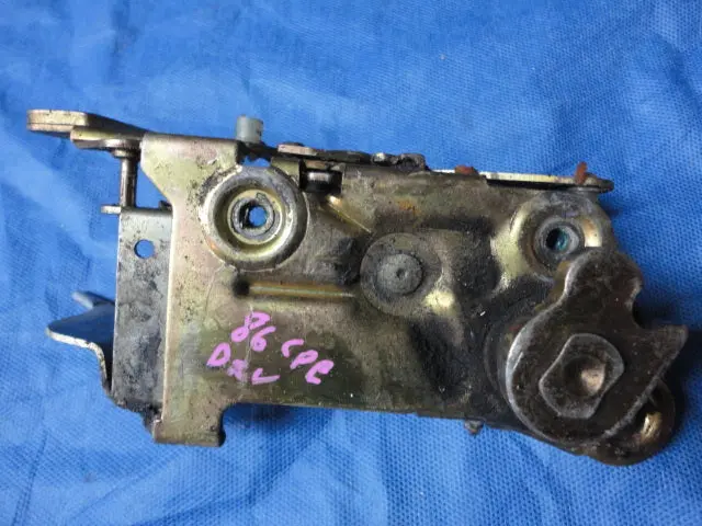 911 Door Latch Lock Left Driver 1974-94 Specify If 2 Or 1 Ear Are Required Prior To Placing Order 1