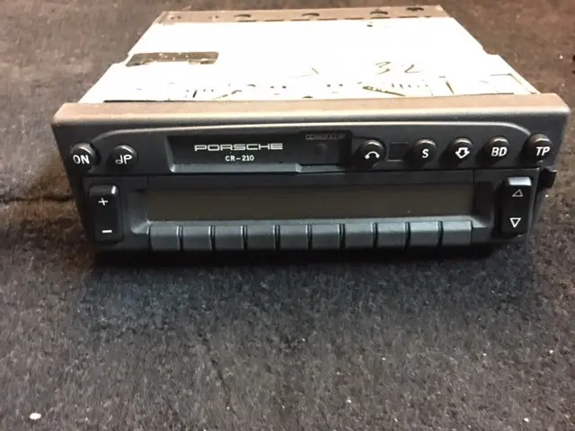 Porsche 993 Cr210 Radio With Code 1
