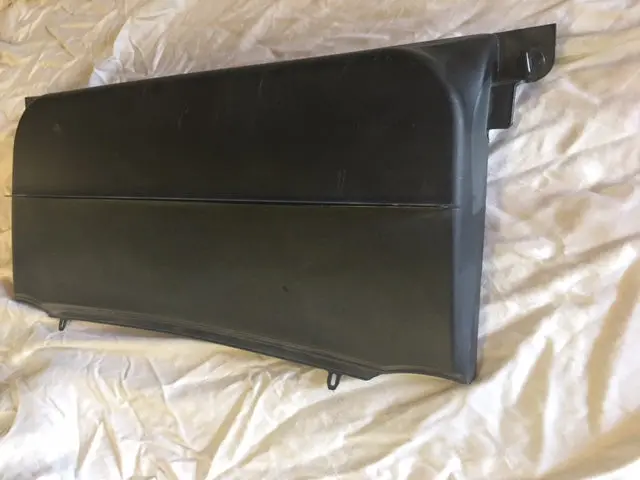 996 Battery Access Cover With Access Turning Fasteners 1