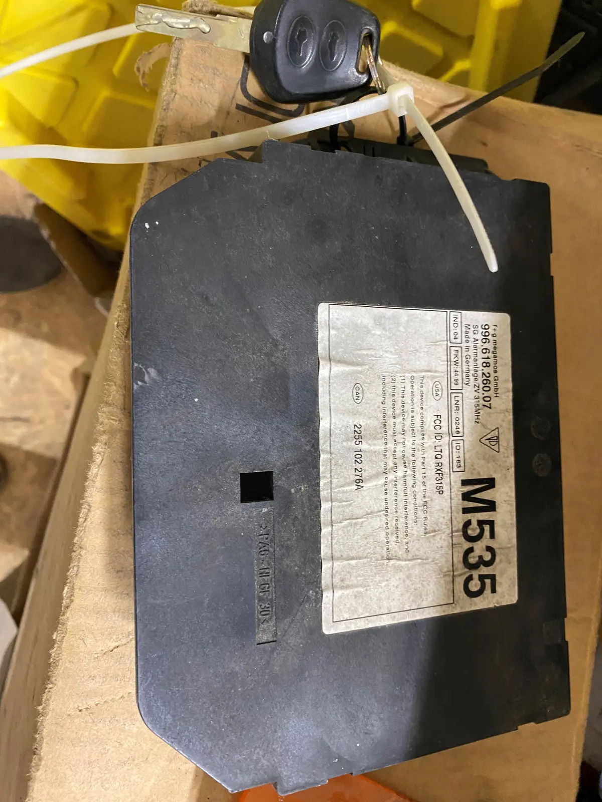 996 Imobilizer Control M535 Key Fob Pictured Is Included 1