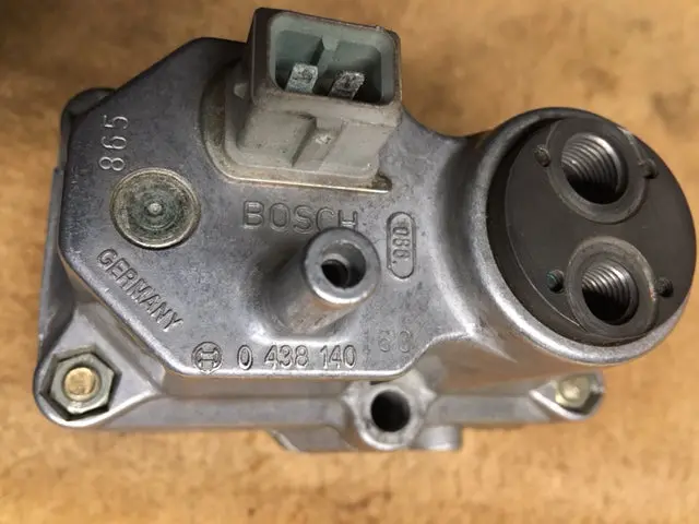 Bosch Warmup Regulator  0 438 140 086 New Old Stock - 1