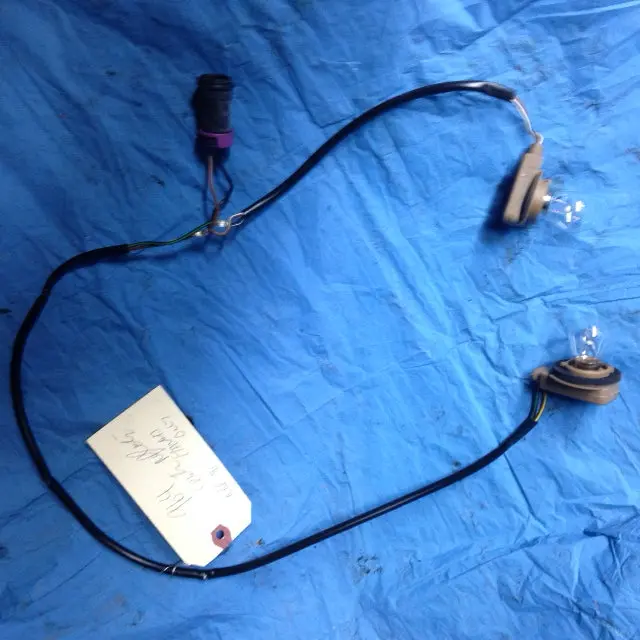 964 Center Reflector Wiring Harness With Tan Color Plug - 1