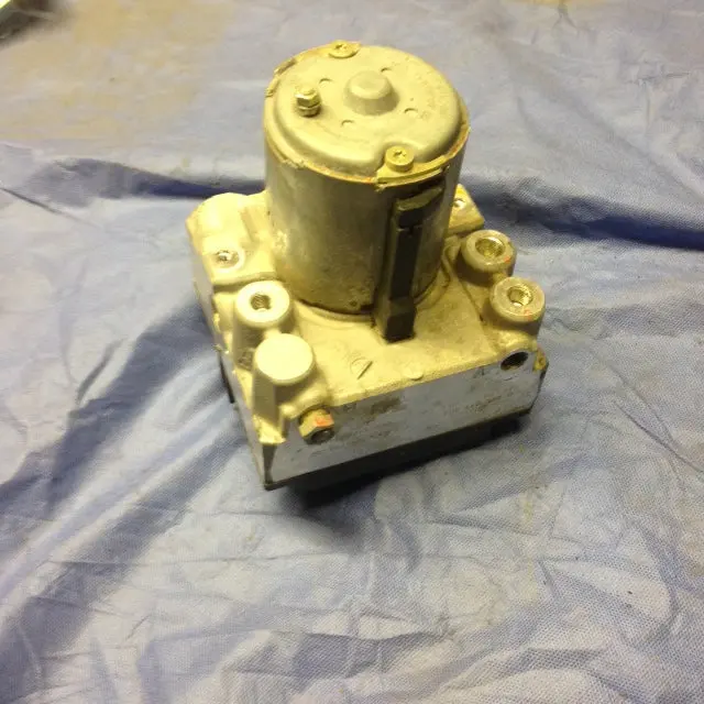 993 Abs Pump Bosch 0265213001 1