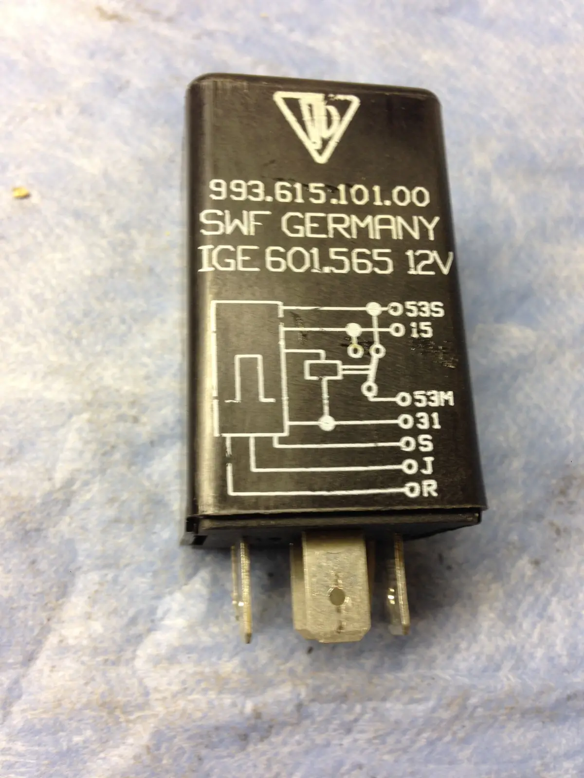 993 Intermittent Wiper Relay - 993.615.101.00 1
