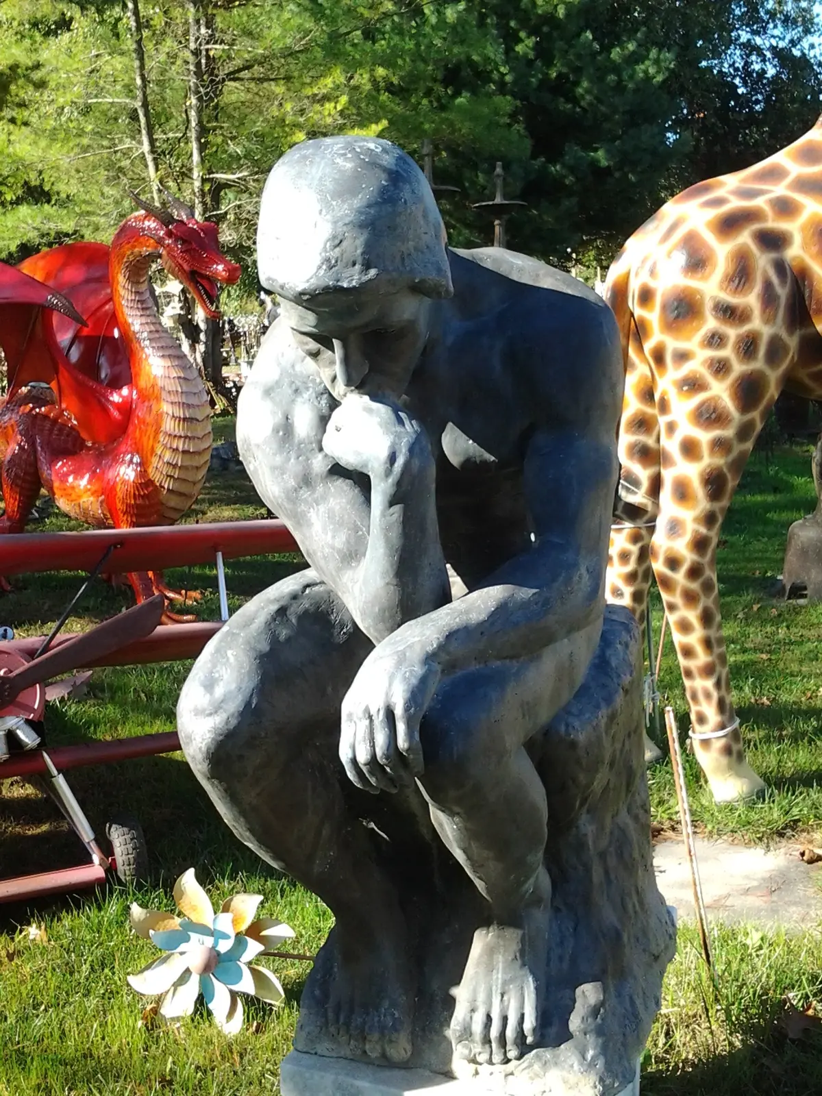 Bronze Statue -  Thinker (French: Le Penseur) 1