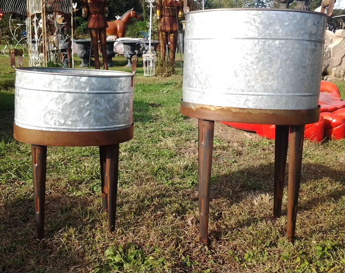 Metal Tin - 2 Piece Stand Planter Set 1