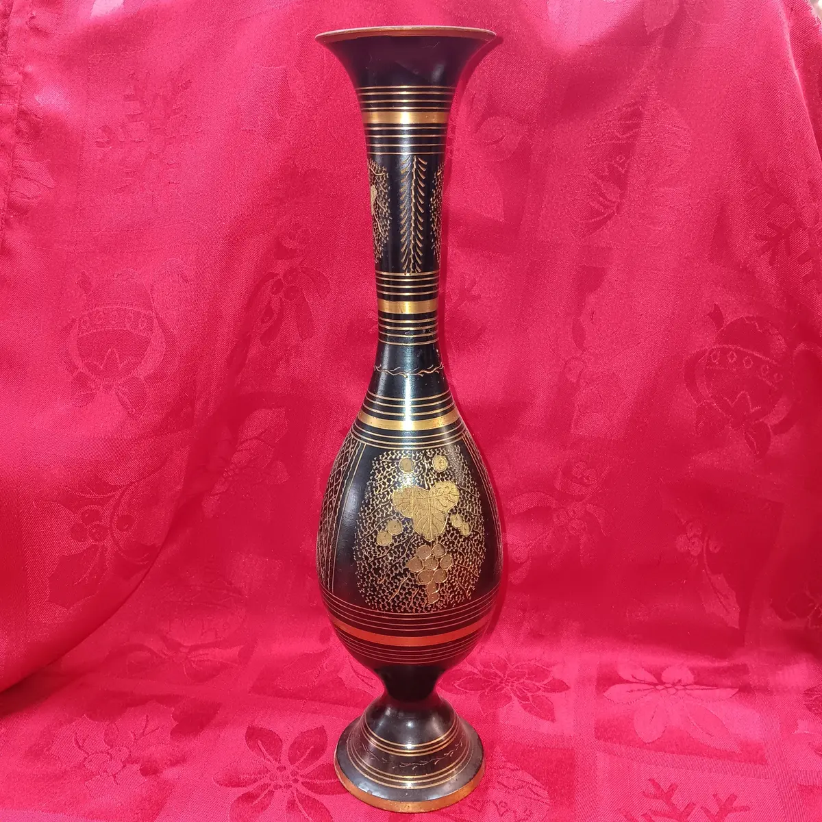 Vintage Black & Gold Metal Flower Vase 1