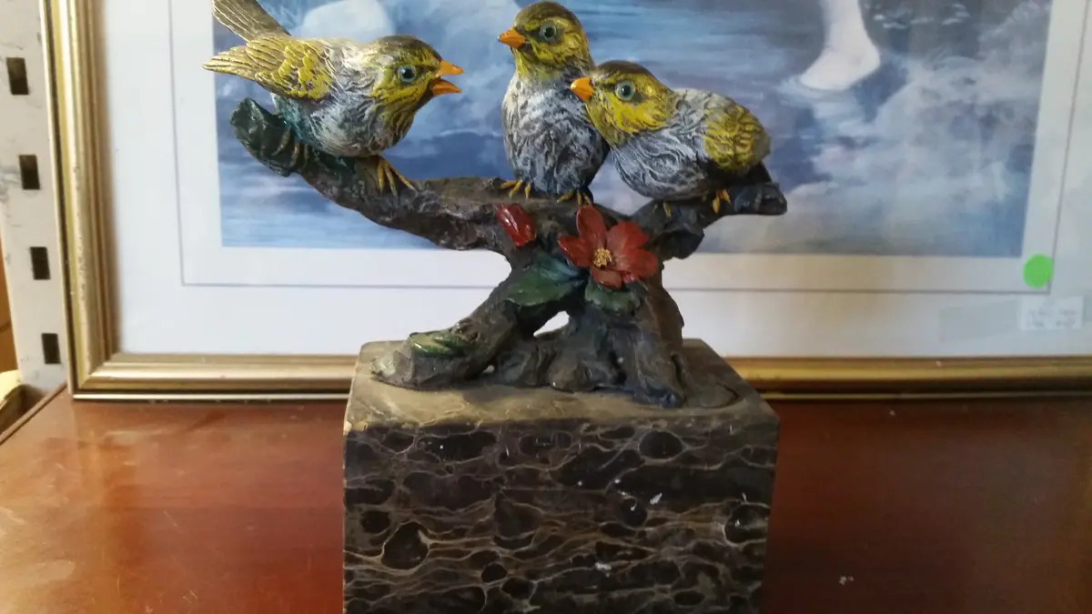 Bronze Figurine - 3 Birds On Marble Base 1